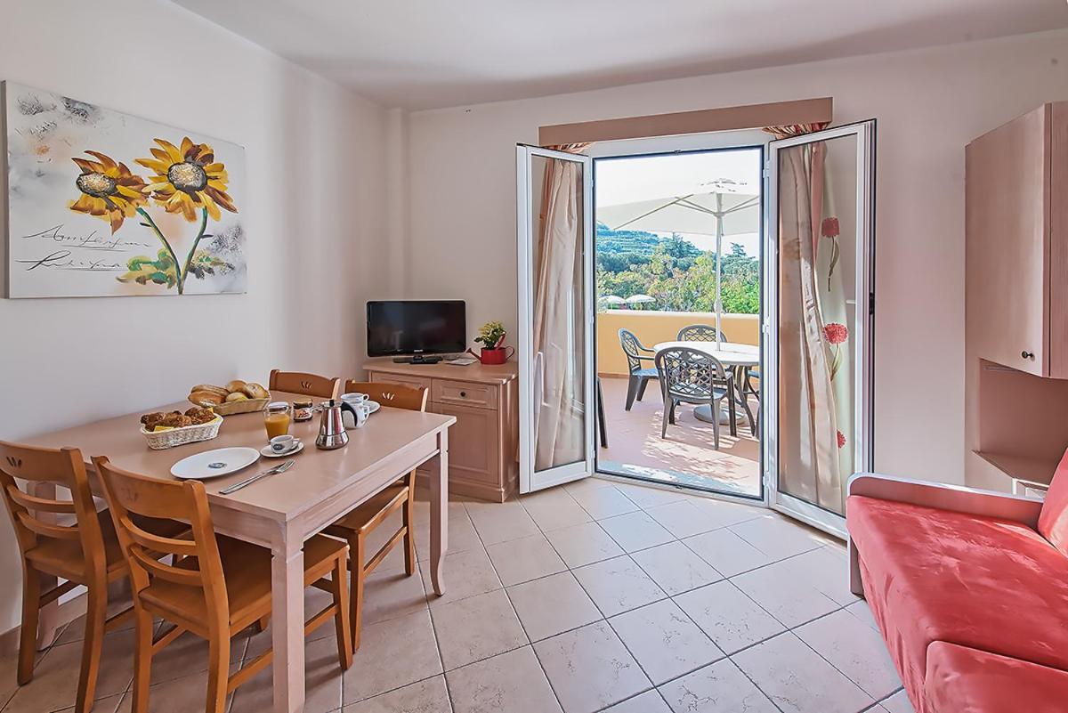 Il Villaggio Di Giuele Finale Ligure Εξωτερικό φωτογραφία