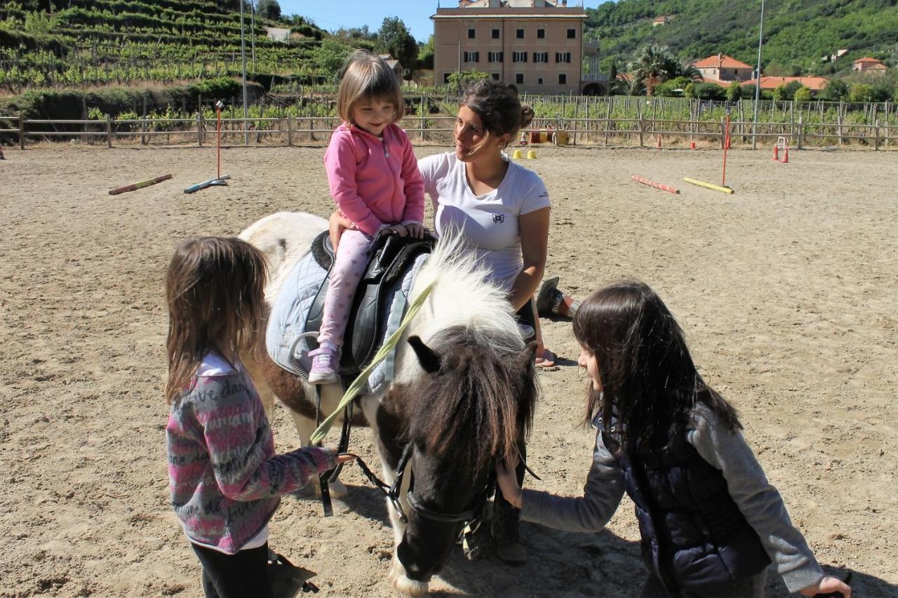 Il Villaggio Di Giuele Finale Ligure Εξωτερικό φωτογραφία