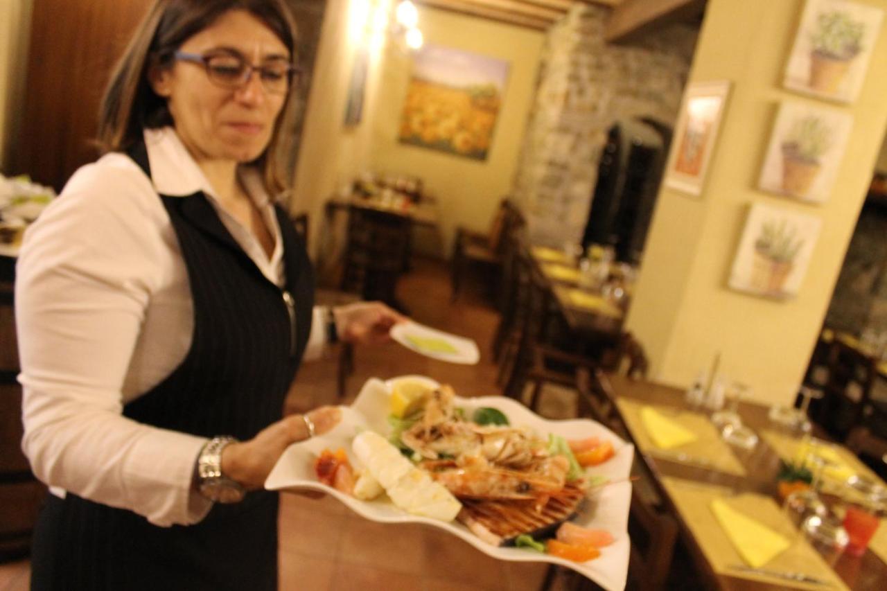 Il Villaggio Di Giuele Finale Ligure Εξωτερικό φωτογραφία